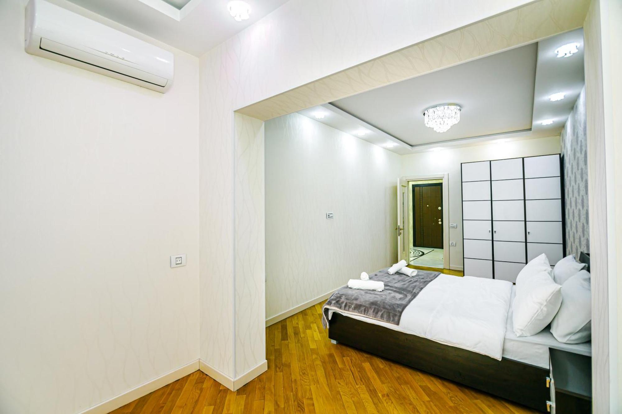 Park Azure Vip Apartment By Baku Housing Exterior foto